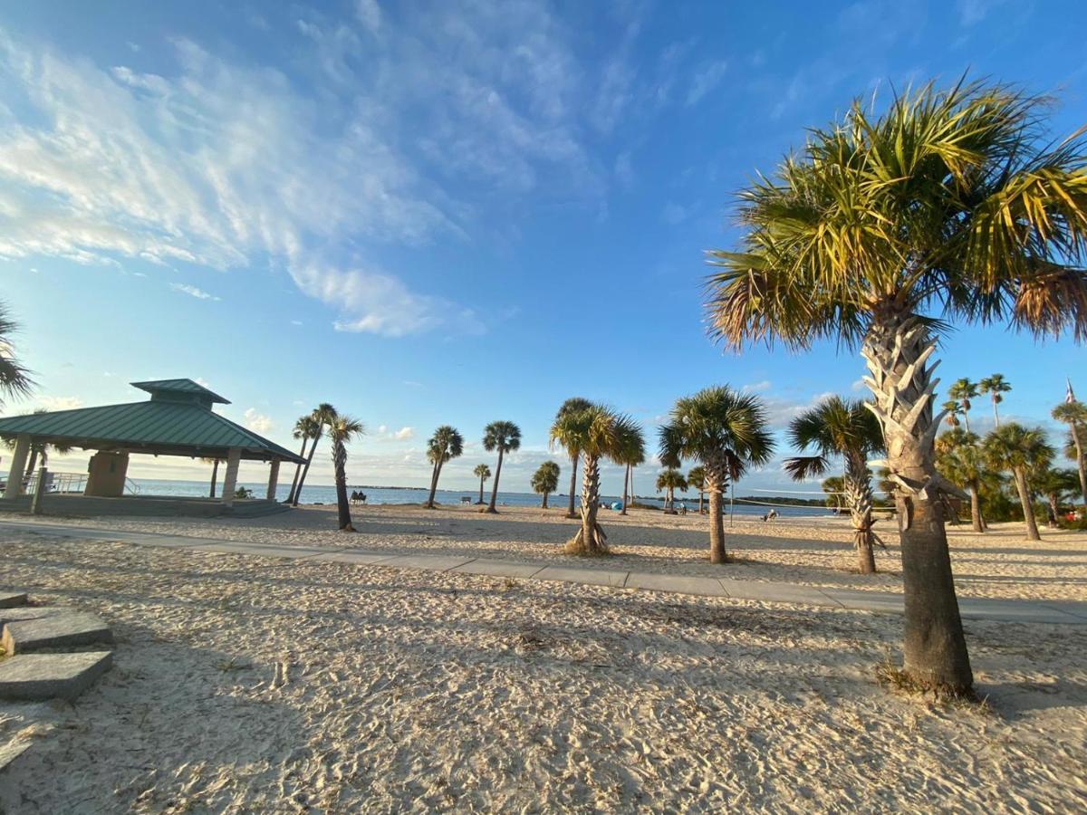 Modern Home, Heated Pool, Close To Beaches! Tarpon Springs Exteriör bild